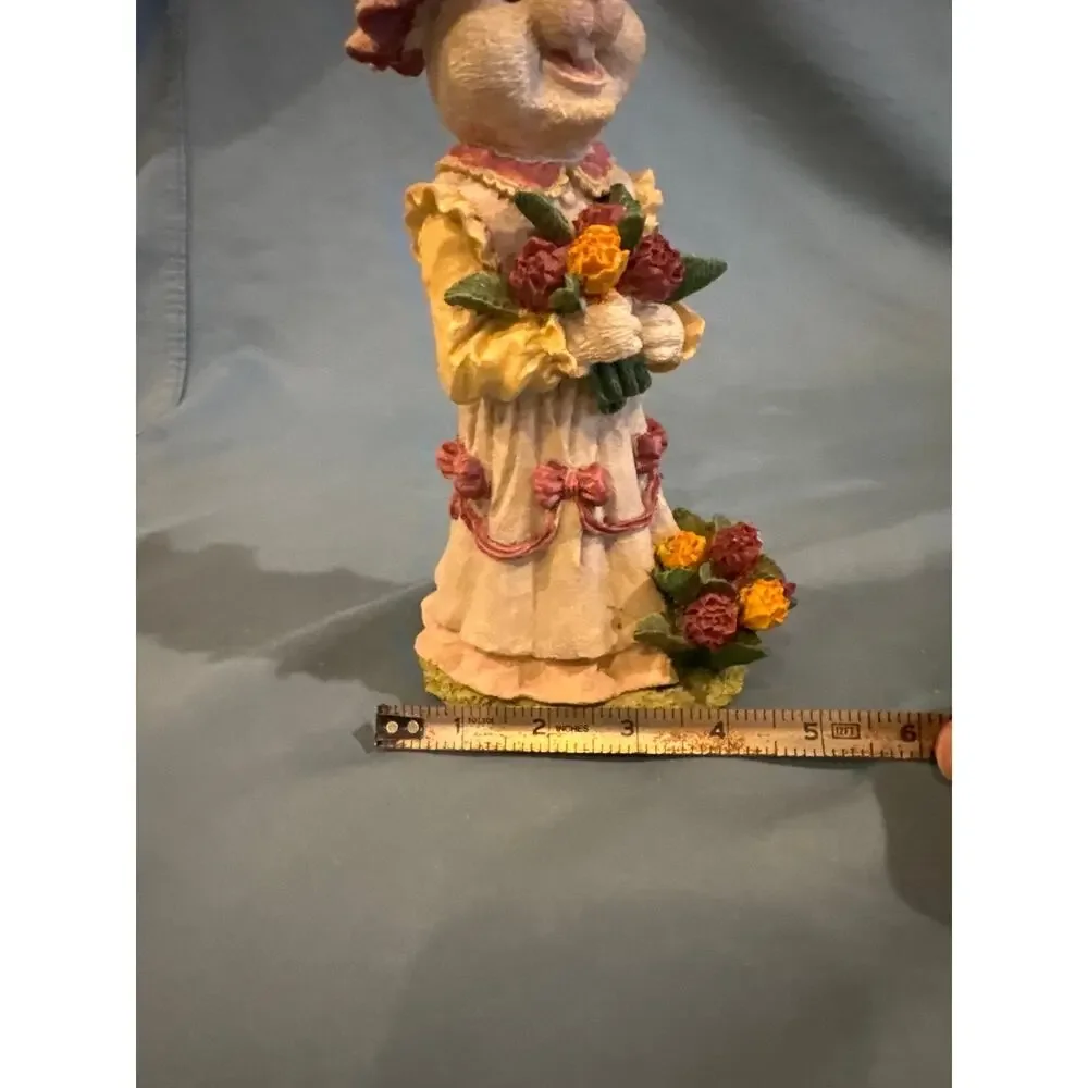 Vintage Resin Easter Bunny Girl Figurine 9